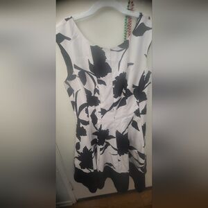 BJulian Taylor Black and White Floral Dress